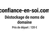 a black and white photo of a sign that says confiace en sol com