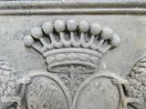 a statue with a crown on top of it