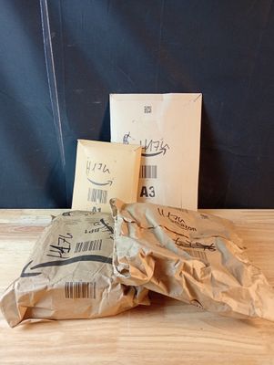 Lot de 4 colis Mystere (Retour Amazon,NPAI, Adresse incomple…