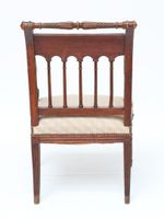 Fauteuil de style Directoire en bois naturel mouluré et scul… (photo 6)