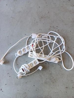 a bunch of wires that have been tangled up on the floor