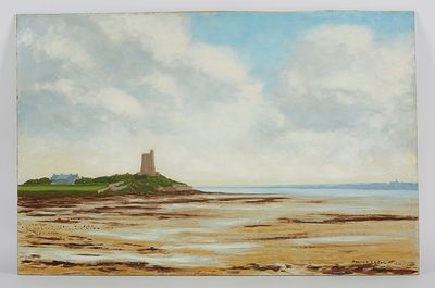 une peinture à l'huile représentant un phare sur une plage, avec le ciel en arrière-plan