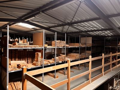 STOCK + racks (étage)