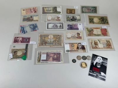 Collection de 22 billets de divers pays dont Cameroun, Indoc… - Photo 1