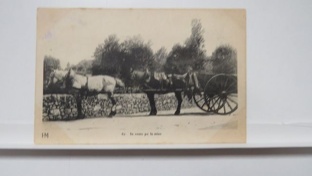 Types Creusois : In routo po la mino (HM 67). Coins d’album marqu...