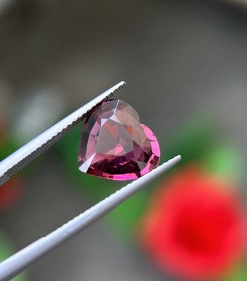 Tourmaline Rubellite Naturelle - 4.