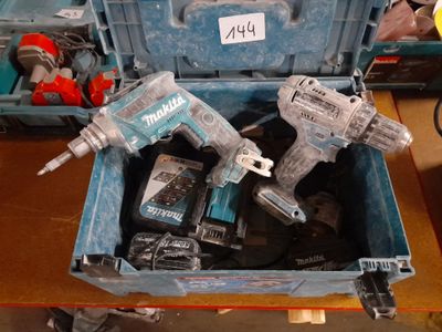 2 visseuses sans fil Makita avec chargeur et accût - Photo 1