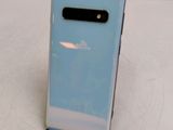 a close up of the back of a samsung galaxy s10e phone