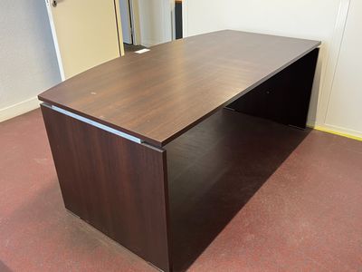 Bureau plat dessus imitation bois foncé (180 x 97 cm)