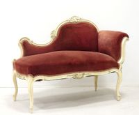 Banquette style Louis XV en bois mouluré et sculpté laqué cr…