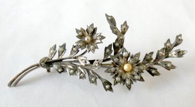silver and gold flower hair pin with pearls