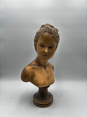 D'après HOUDON « buste de jeune fille » en plâtre. H 47 cm