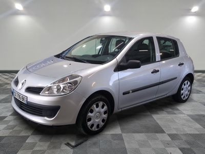 RENAULT - CLIO III 1.2 16V 75 ECO2 AUTHENTIQUE - ES - Mise e…