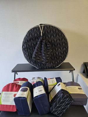 Lot 9 poufs gonflables déperlants diamètre 53 haut 23 cm - Photo 1