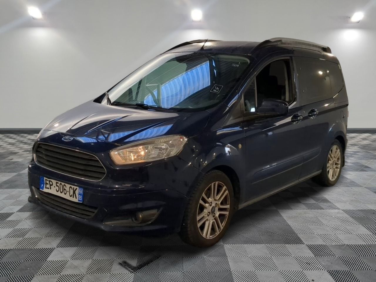Ford Tourneo Courier 1.0 Ecoboost 100 Titanium - Monospace d'occasion