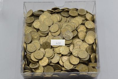 Quatrième République. Un ensemble de prés de 2 ,2 Kg.