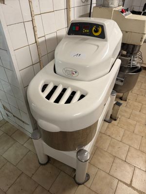 Pétrin VMI SPI 52S, 30L de 2003 - Photo 1