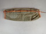 an image of a small bag with a zipper on it