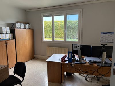 EXT - 1 bureau d'angle en stratifié faux bois hêtre clair 1 …