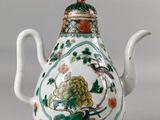 théière en porcelaine chinoise ornée de fleurs et d'oiseaux