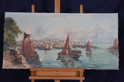 une photo d'un tableau posé sur un chevalet, représentant des bateaux sur l'eau