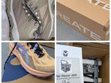 plusieurs photos d'une boîte contenant une paire de chaussures et d'une boîte avec un lacet