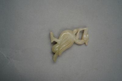 Asie. Statuette de phénix en pierre dure.