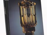 une image représentant un livre sur lequel figure une lanterne