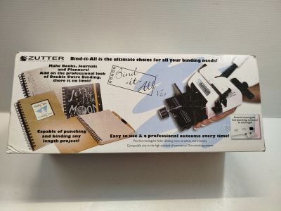 une photo d'une boîte sur laquelle figure l'image d'un appareil photo