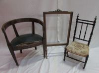 Lot comprenant une chaise chauffeuse en bois noirci et tourn…