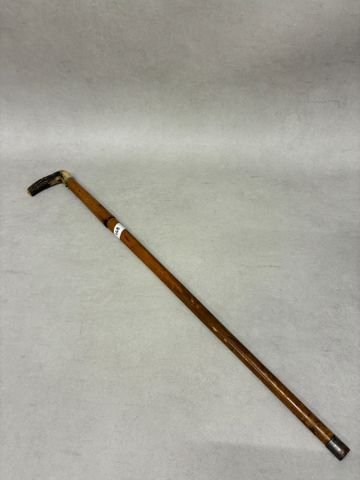 Canne fusil à système Dumontier, le fût en bois pommeau en bois d