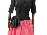 robe noire et rose sur un mannequin, mannequin, mannequin, mannequin, mannequin, mannequin, mannequin, mannequin, manne