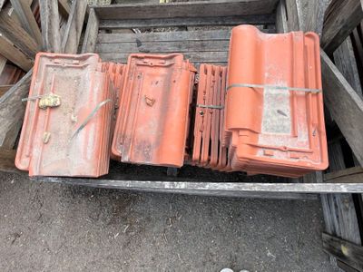Ensemble de tuiles contenu sur 1 palettes.