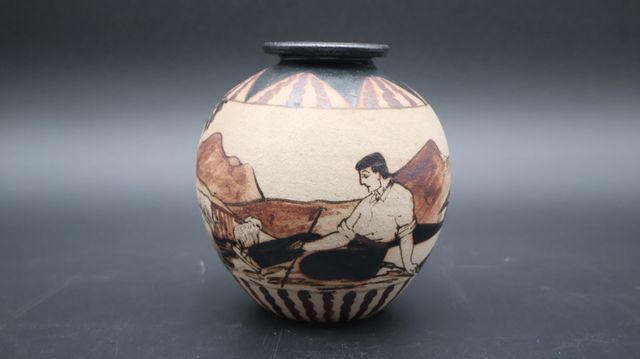 Etienne VILOTTE (1881-1957) à Ciboure. Vase boule en céramique à ...