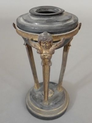 Petite cassolette en athénienne en bronze doré et métal à dé…