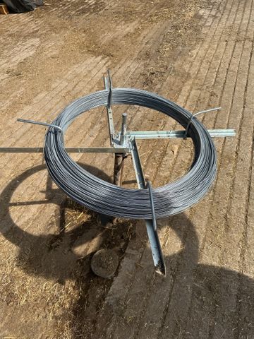 Dérouleur de fil avec 20 kgs de fil de fer