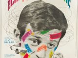 une affiche du film à l'occasion de son 50e anniversaire, représentant le visage d'un homme sur lequel figurent différents mots