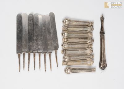 Lot de couteaux les manches en argent fourré en argent 1er t…