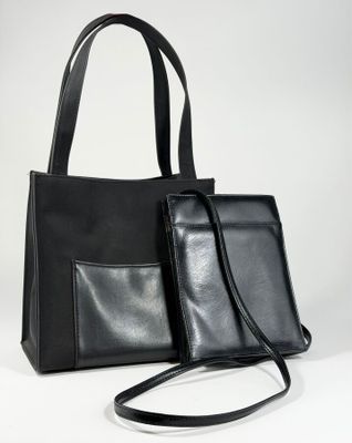sac fourre-tout en cuir noir avec bandoulière et pochette assortie