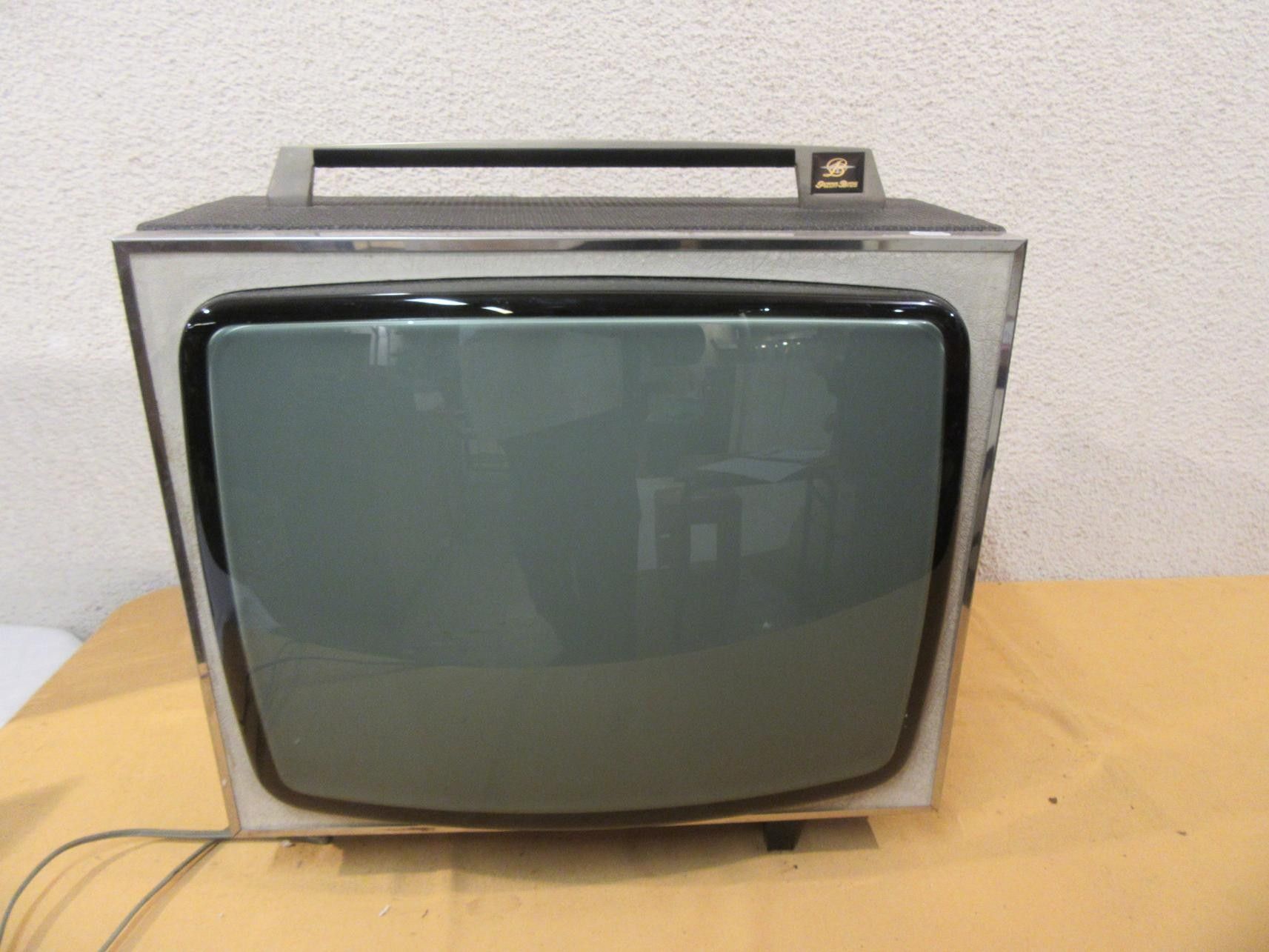 Objets d'art & Curiosités