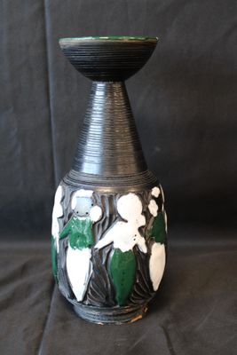 Vase art déco, ébréchures sur le socle et col