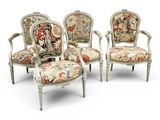 trois chaises avec rembourrage floral rembourrage rembourrage rembourrage rembourrage rembourrage rembourrage rembourrage