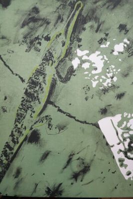 une photo d'un livre sur lequel figure l'image d'un couteau
