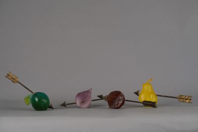 DAUM FRANCE. Quatre presses papiers fruits, collection "Les …