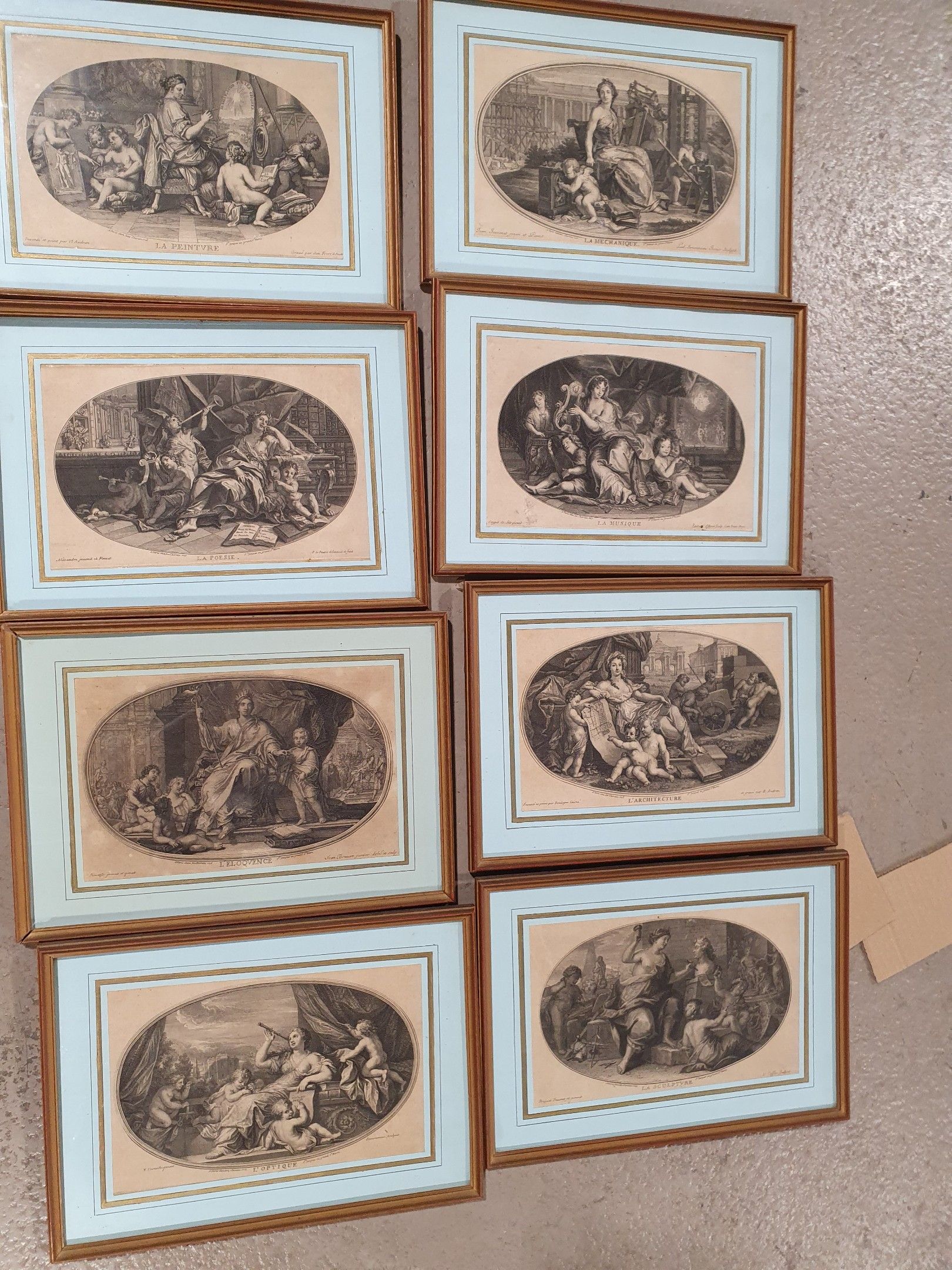 Objets d'art & Curiosités