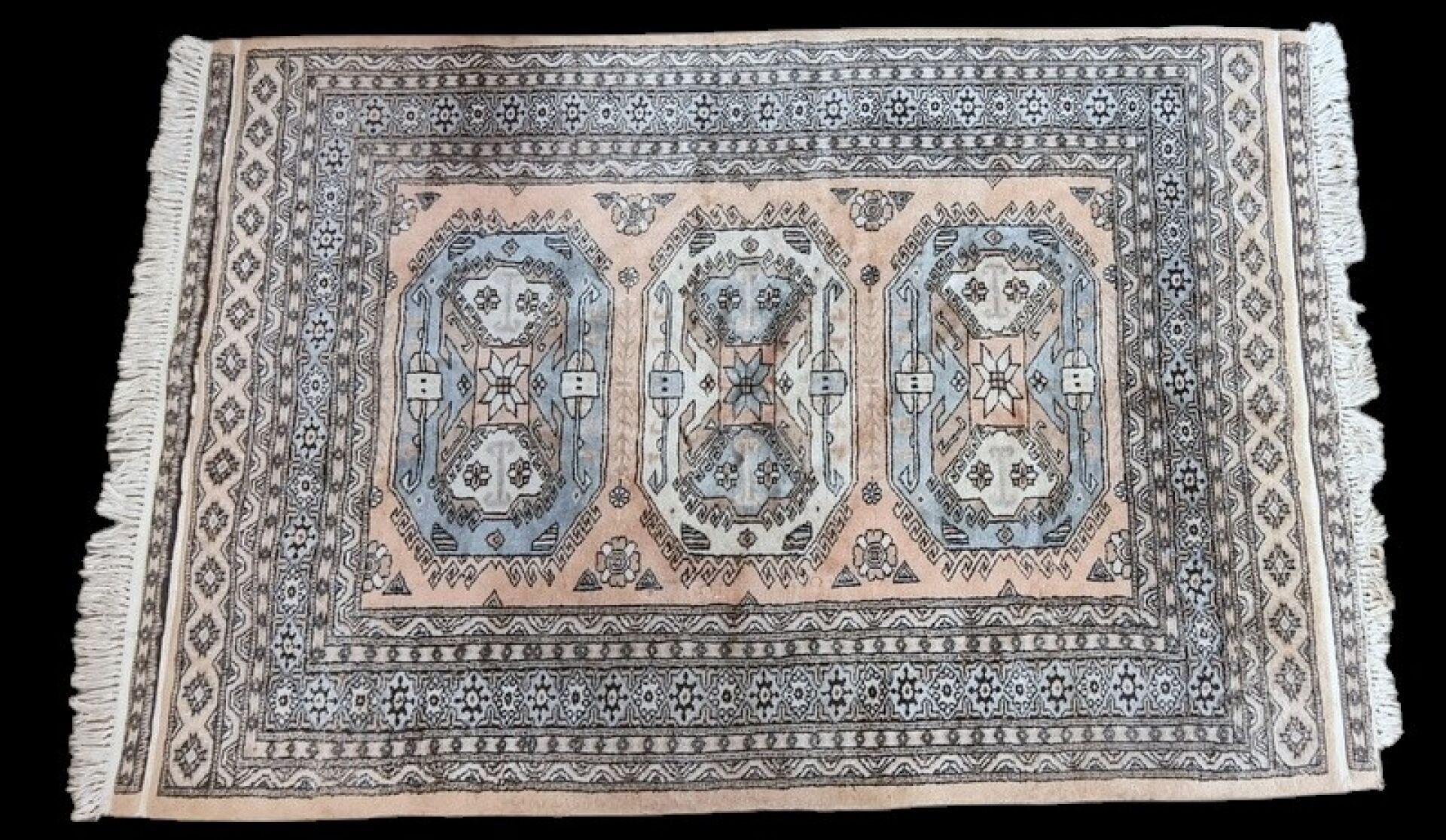 Objets d'art & Curiosités