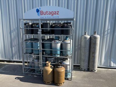 Lot comprenant : - Photo 1