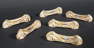DENBAC Suite de 6 porte-couteaux en grès émaillé, époque Art…