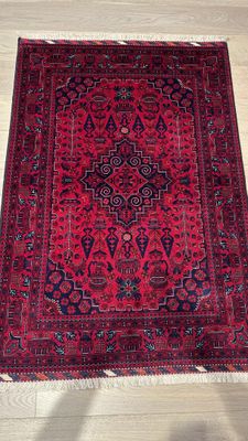 Tapis Afghan fond rouge bleu foncé 148 X 104