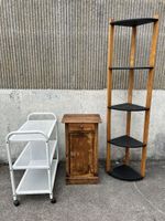 Lot de petit mobilier comprenant 1 étagère d'angle en bois s…